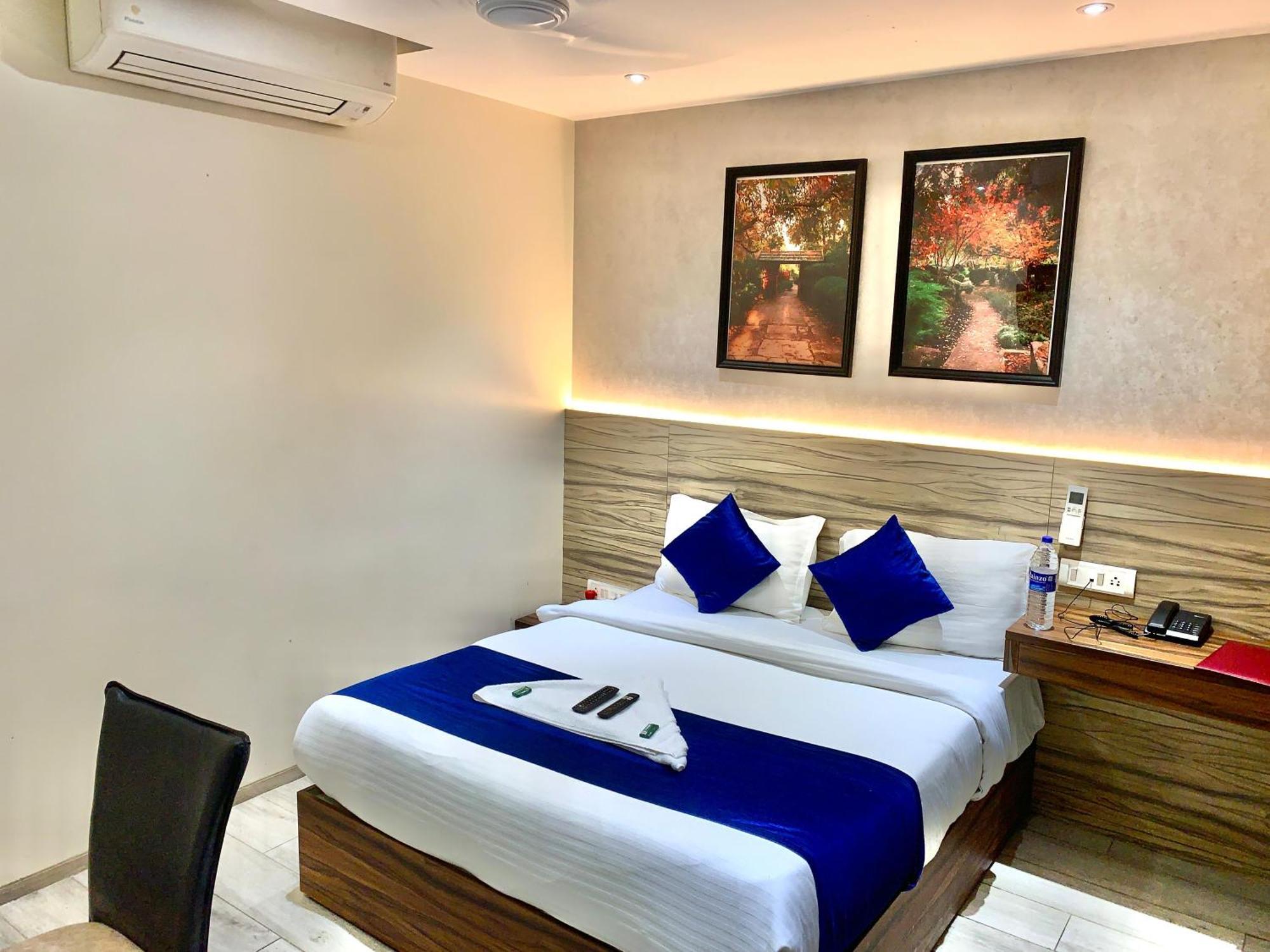 The Dream Residency Hotel Мумбай Екстериор снимка